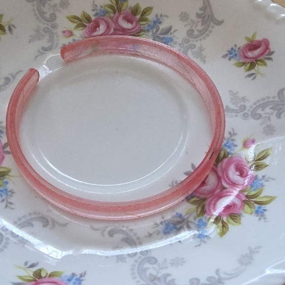 Pink Leaf Pattern Bangle - Picture 2 of 3